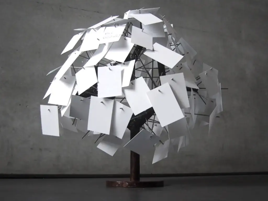 Voit_paper_metalbrand